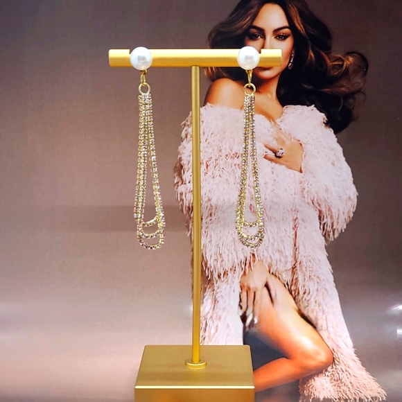 Vintage Glamourous Pearl Long Pave Set Crystal Water Drop Earrings - Picture 4 of 15